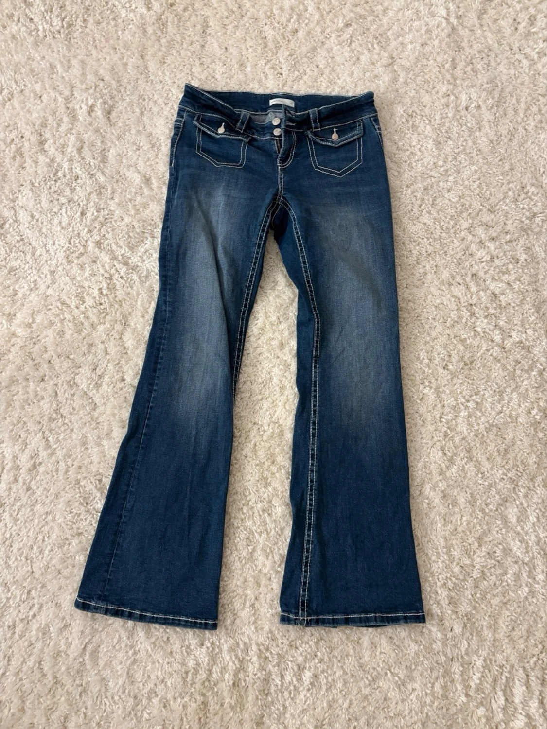 Blå bootcut jeans 