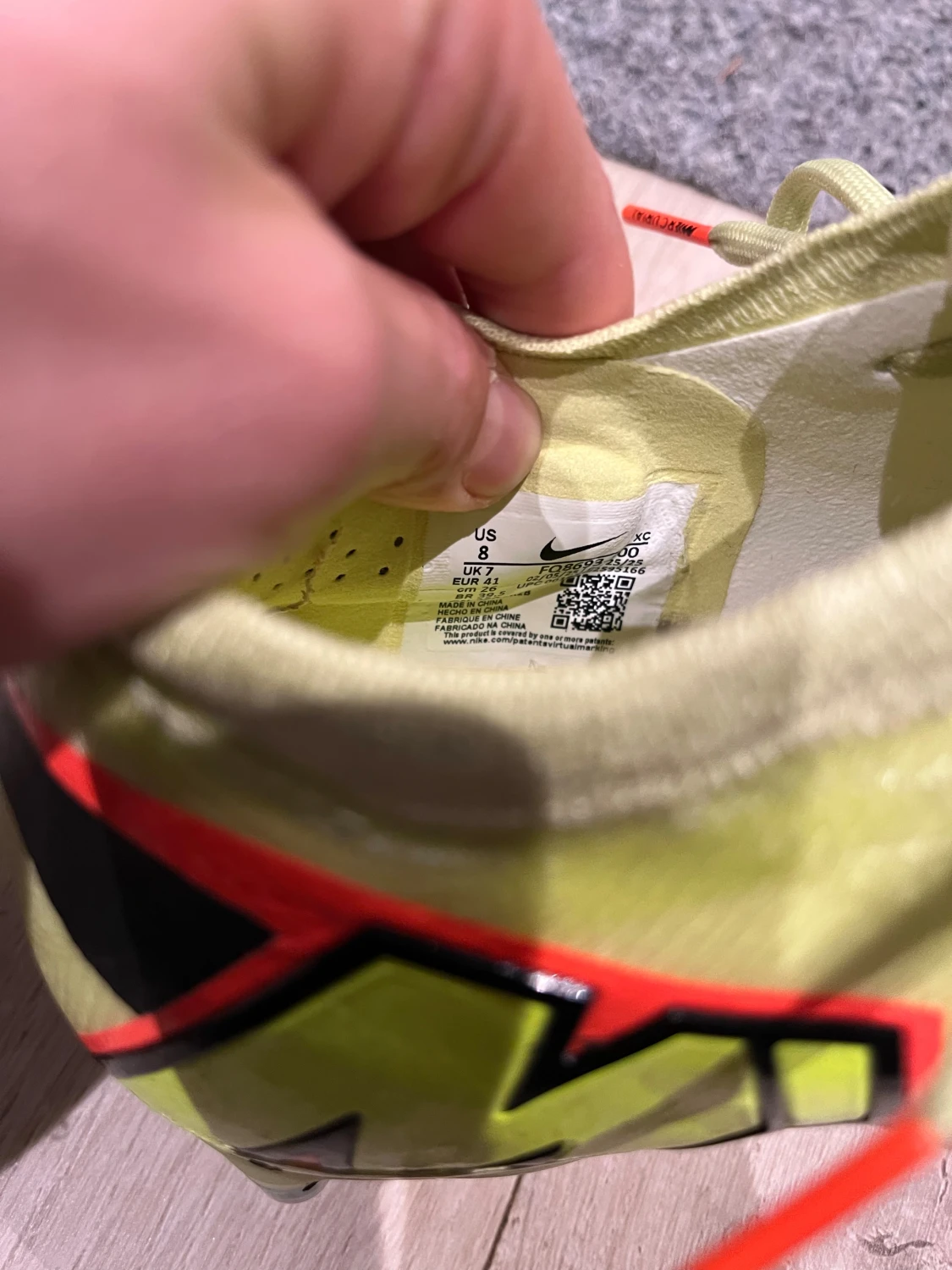 Nike mercurial elite ag max voltage - 1