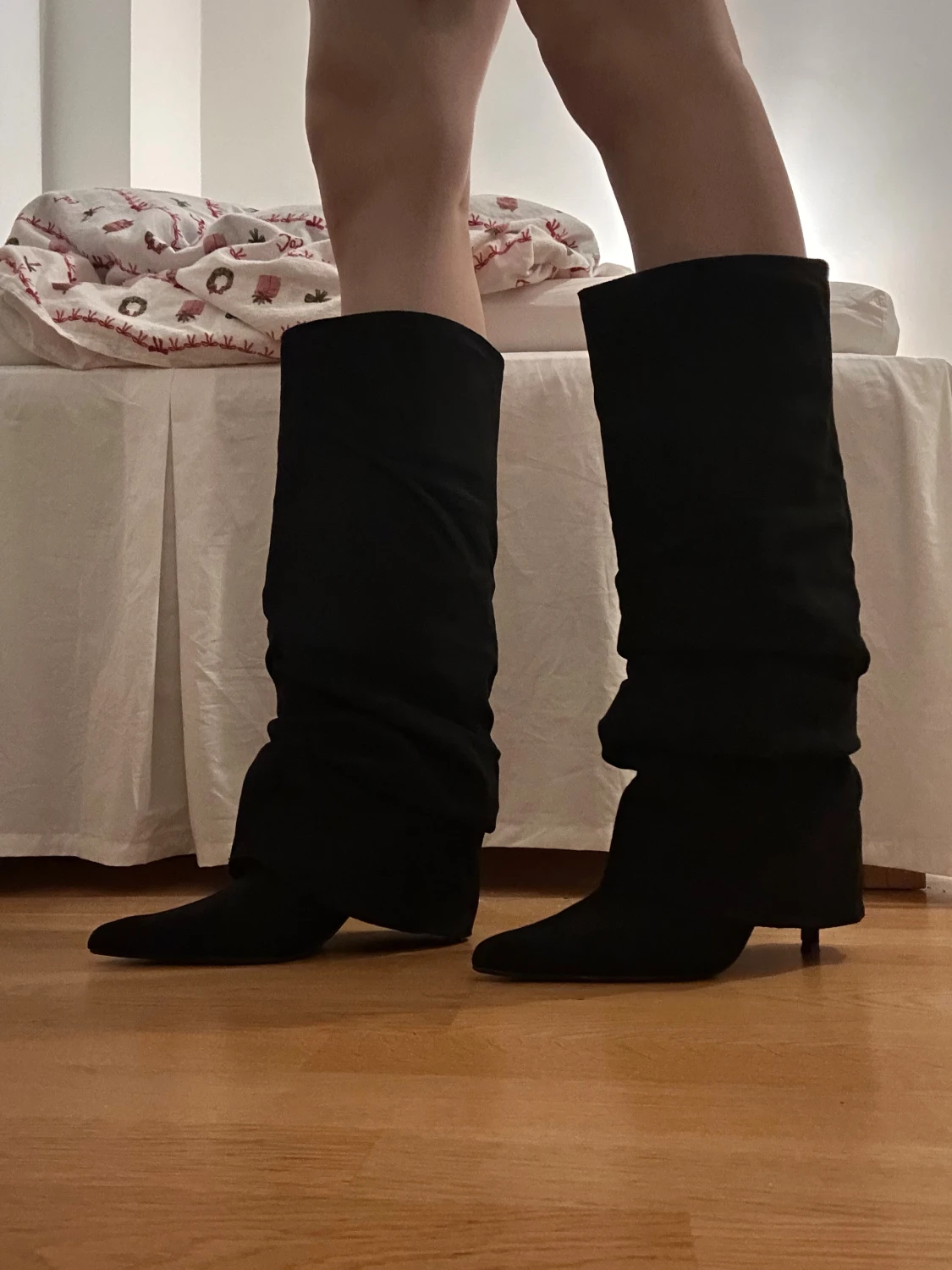 Svarta stövlar med klack - 1