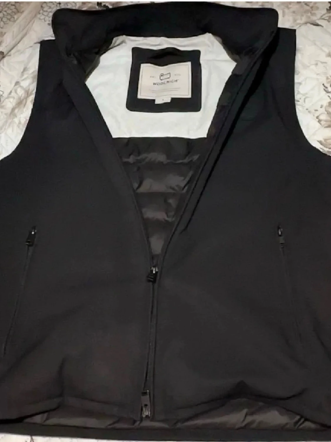 Svart dunväst från Woolrich