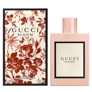 Gucci Bloom Eau de Parfum 100ml - Gucci Bloom Eau de Parfum i en stilren rosa flaska. Volymen är 100 ml. Perfekt för dig som vill ha en ikonisk och trendig parfym från ett välkänt modehus.