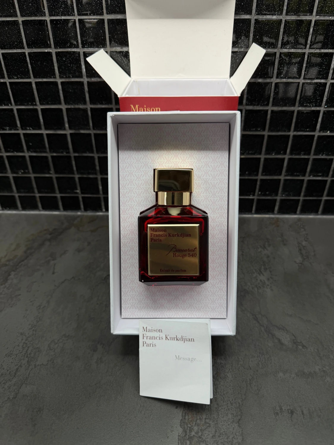 Baccarat rouge parfym  - 3