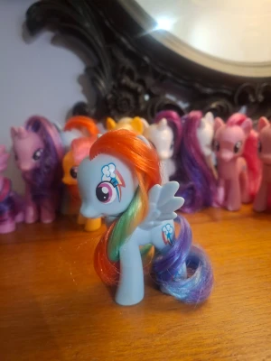 My little pony rainbowdash - cutie mark magic - Fint skick, som på bilden. Kolla in fler mlps på min profil. Har du en fråga? Jag är samlare
