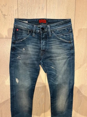 Jack & Jones jeans - Skick: 9/10 | modell: slim fit / Glenn
