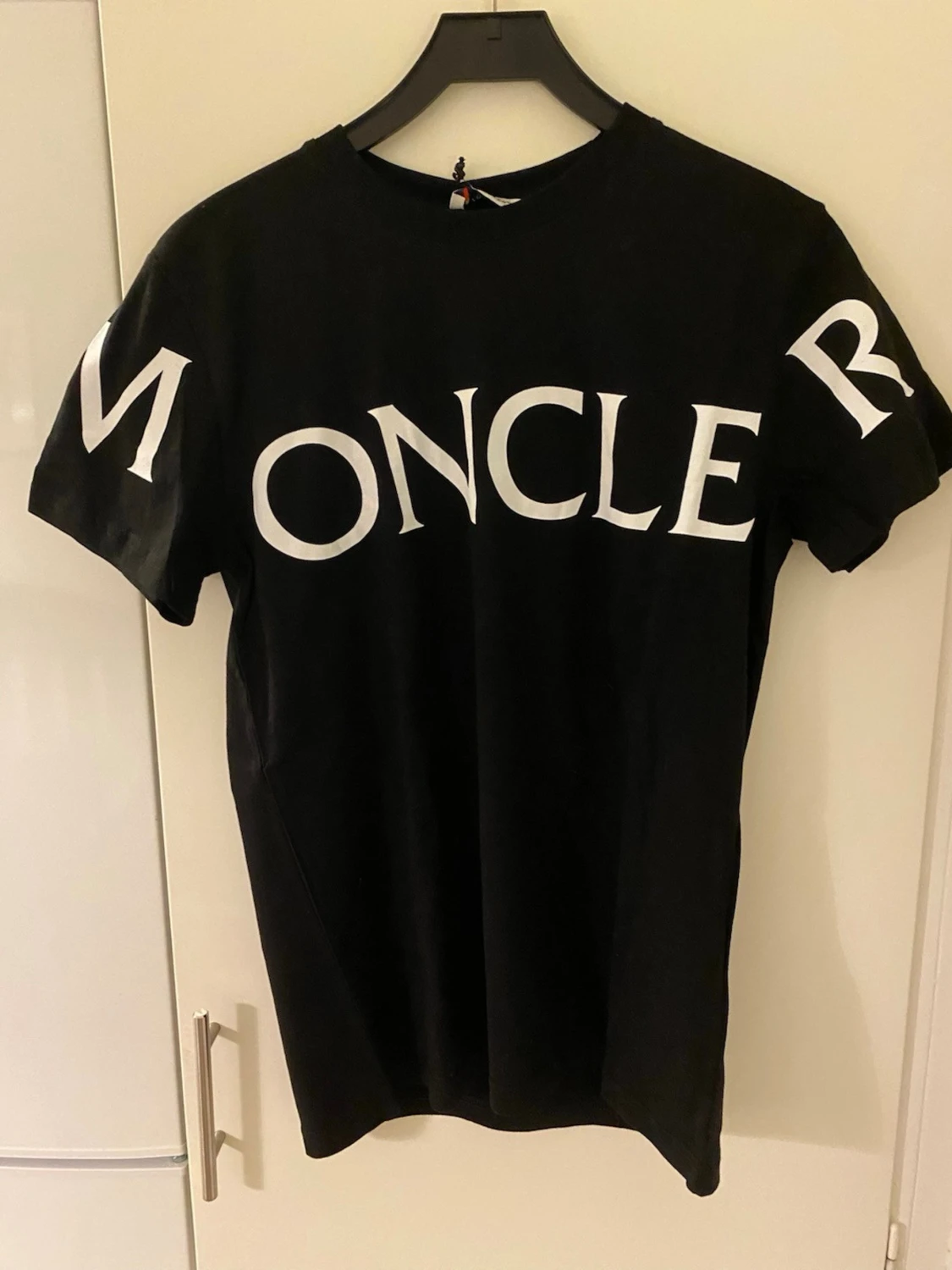 T-shirt med tryck på