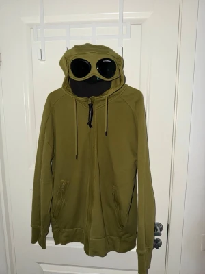 C.P Company - c.p. company luvkofta helt ny oanvänd