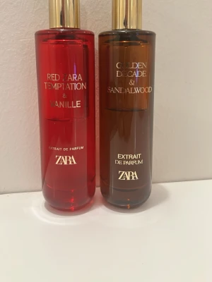 ZARA Extrait de Parfum Duo - Två exklusiva Extrait de Parfum från ZARA: Red Zara Temptation & Vanille samt Golden Decade & Sandalwood. Perfekta för dig som vill ha något unikt och trendigt i parfymhyllan.