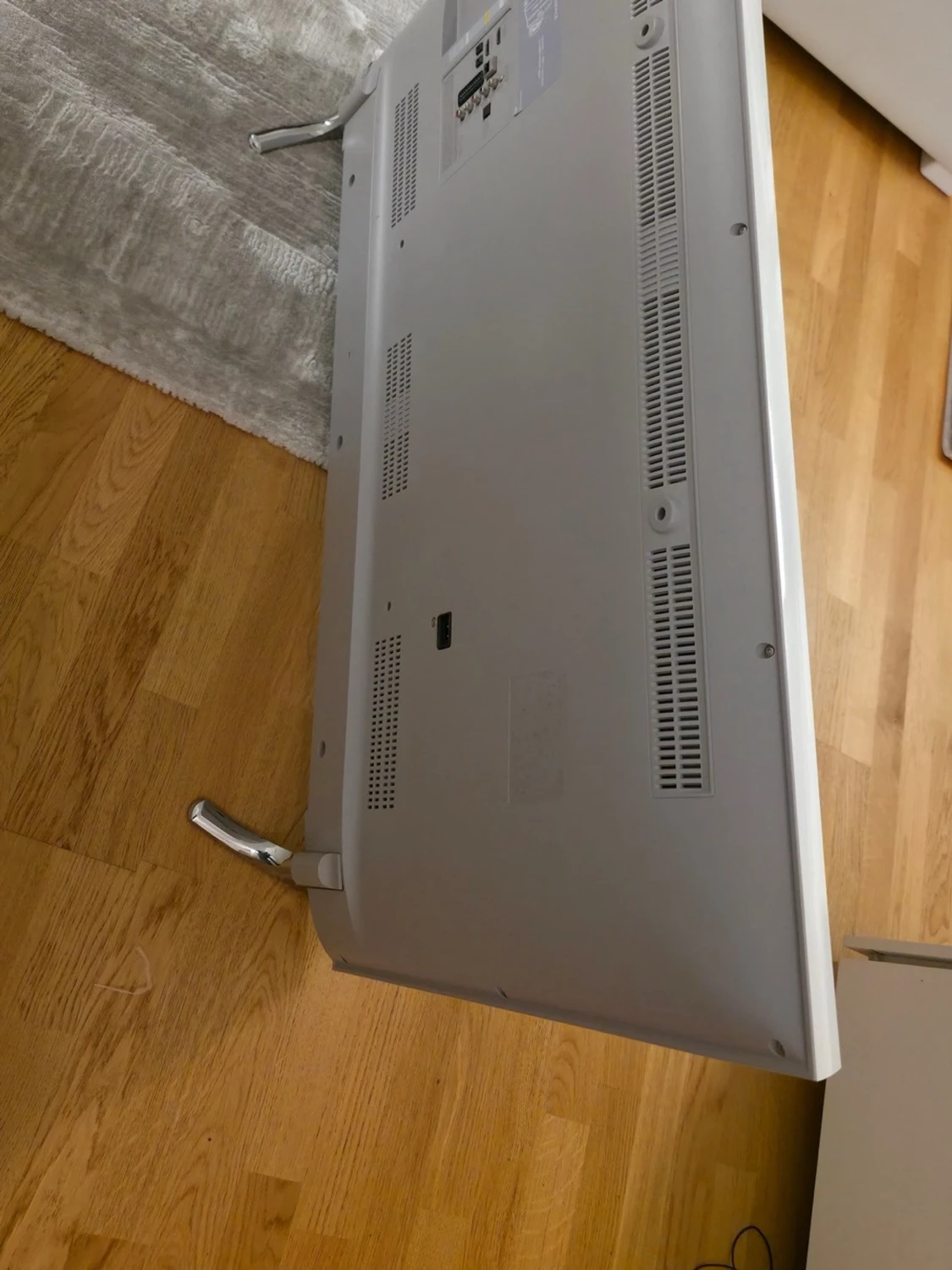 Samsung TV väst på bilderna - 2