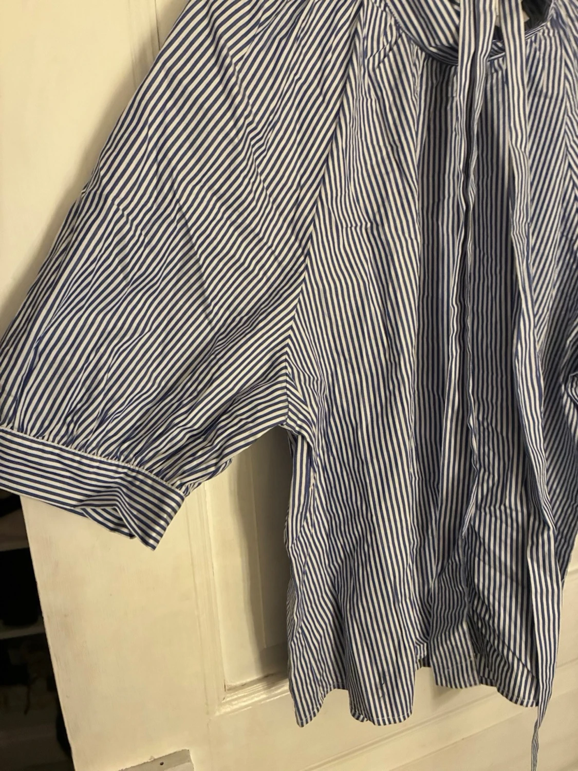 Kortärmad blus från Holly & Whyte - 2