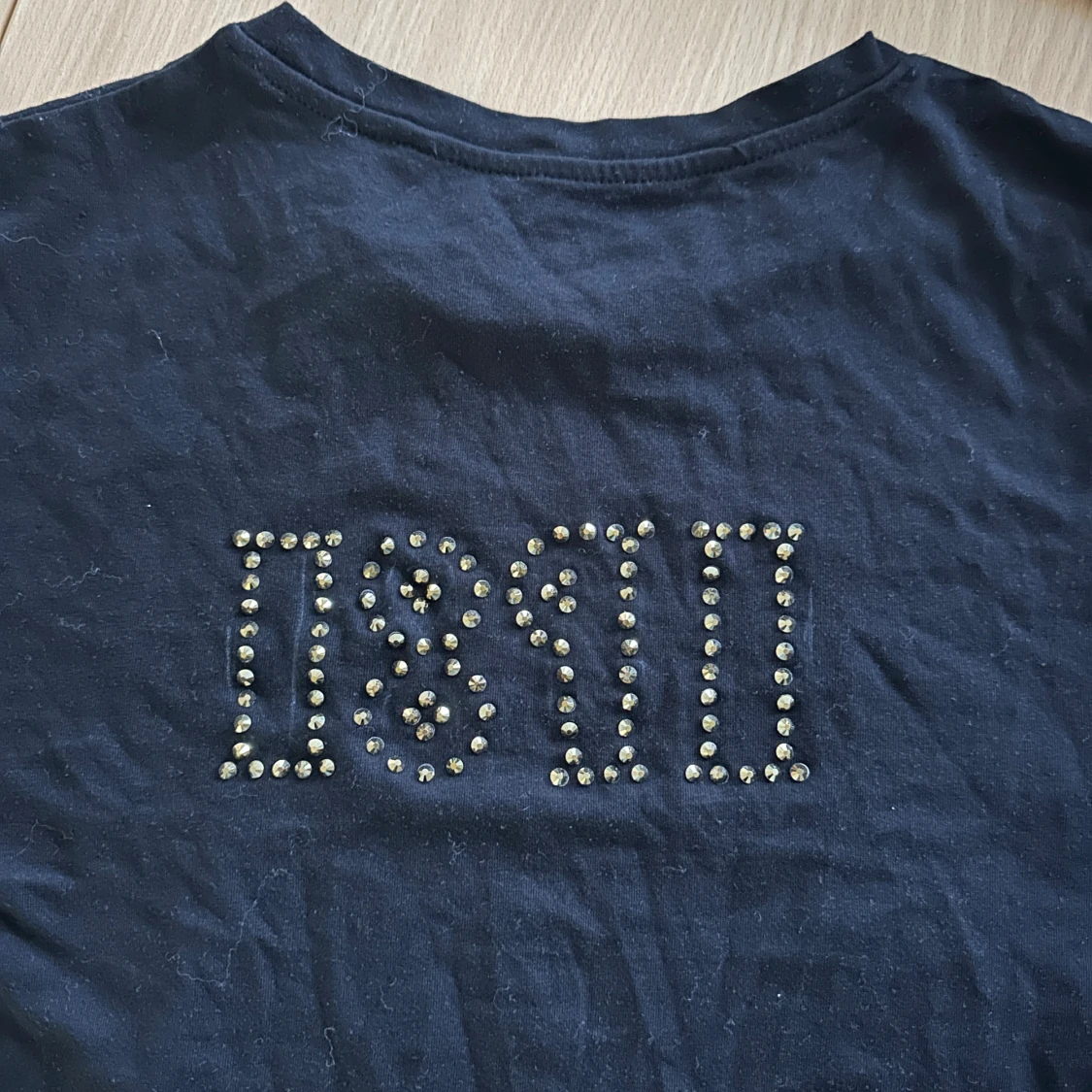 Svart t-shirt 1891  - 2