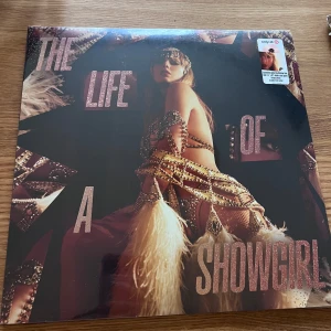 Taylor swift The Life of a Showgirl vinyl new - Taylor swift new target edition vinyl