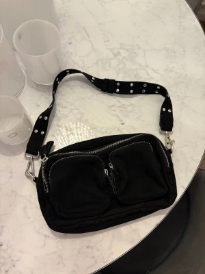 Väska från Ginatricot  - Som ny! 