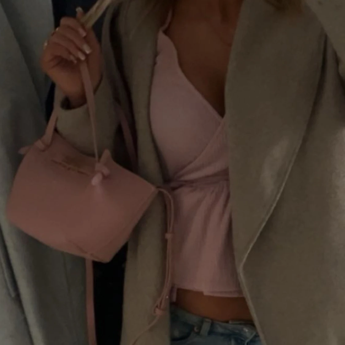 Rosa handväska  - 1