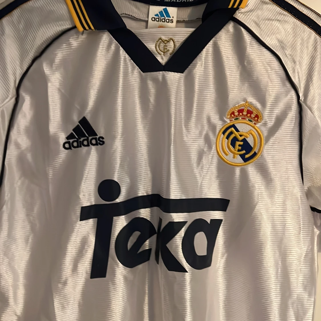 Real Madrid hemma tröja från 1999/Roberto Carlos (3) - 2