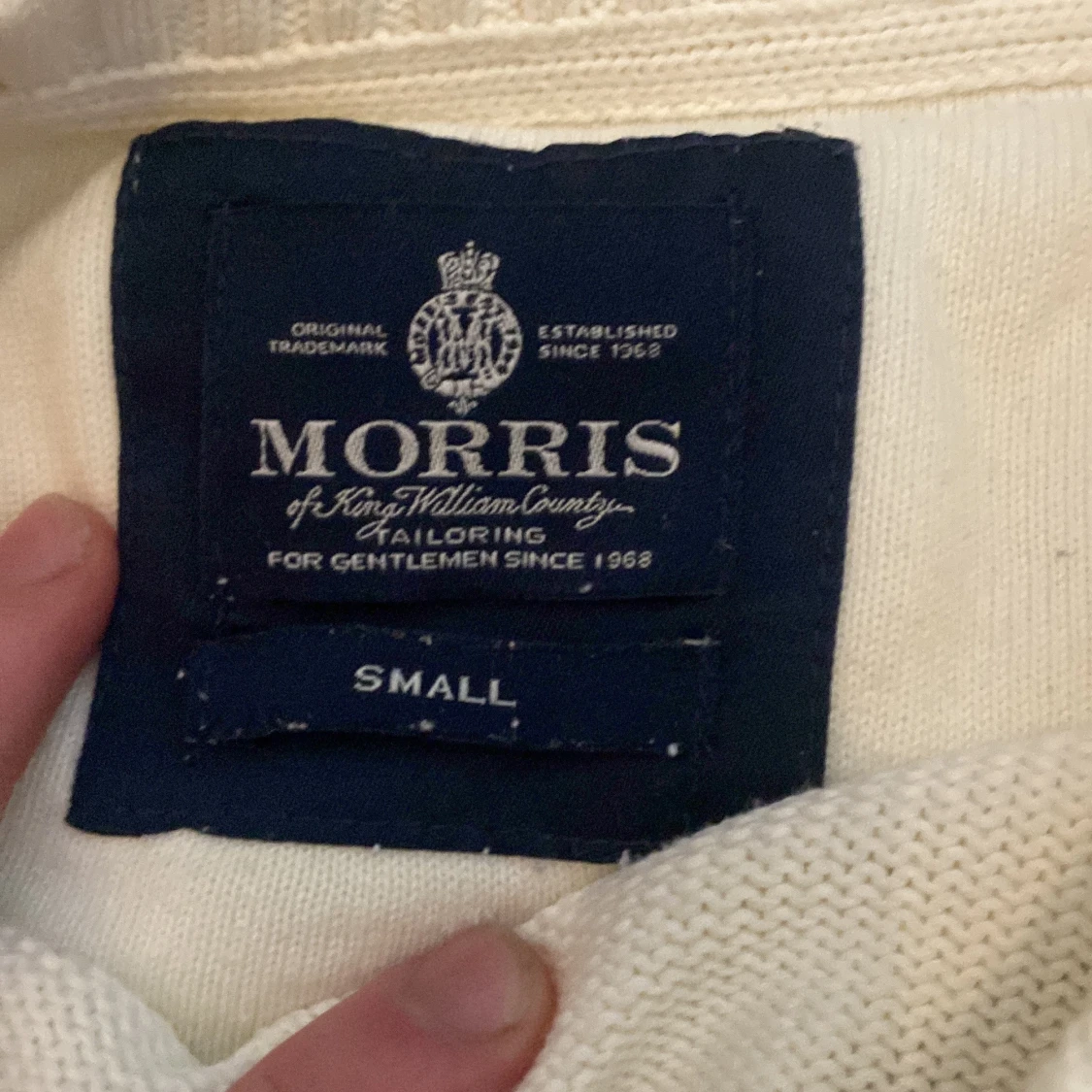 Vit stickad tröja från Morris - 1