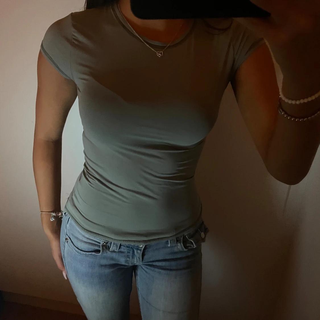 Grå tight t-shirt med kort ärm i polyamid - 1