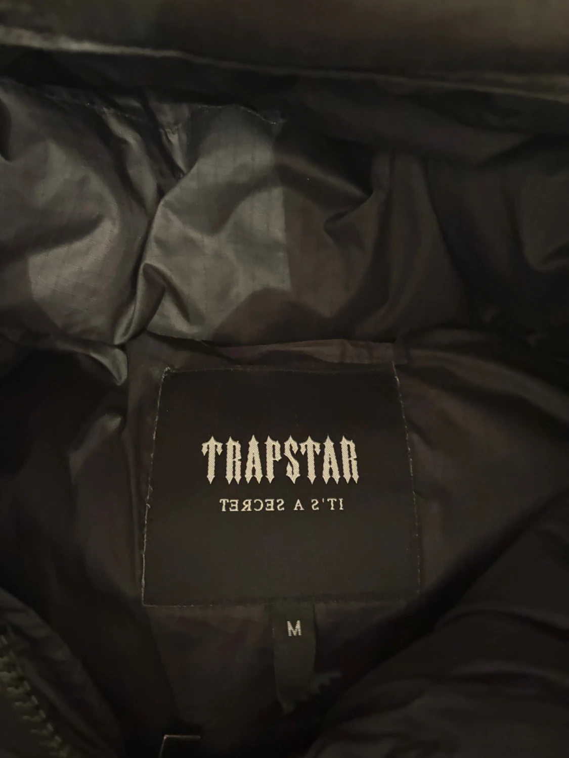 Trapstar svart pufferjacka med tryck - 6