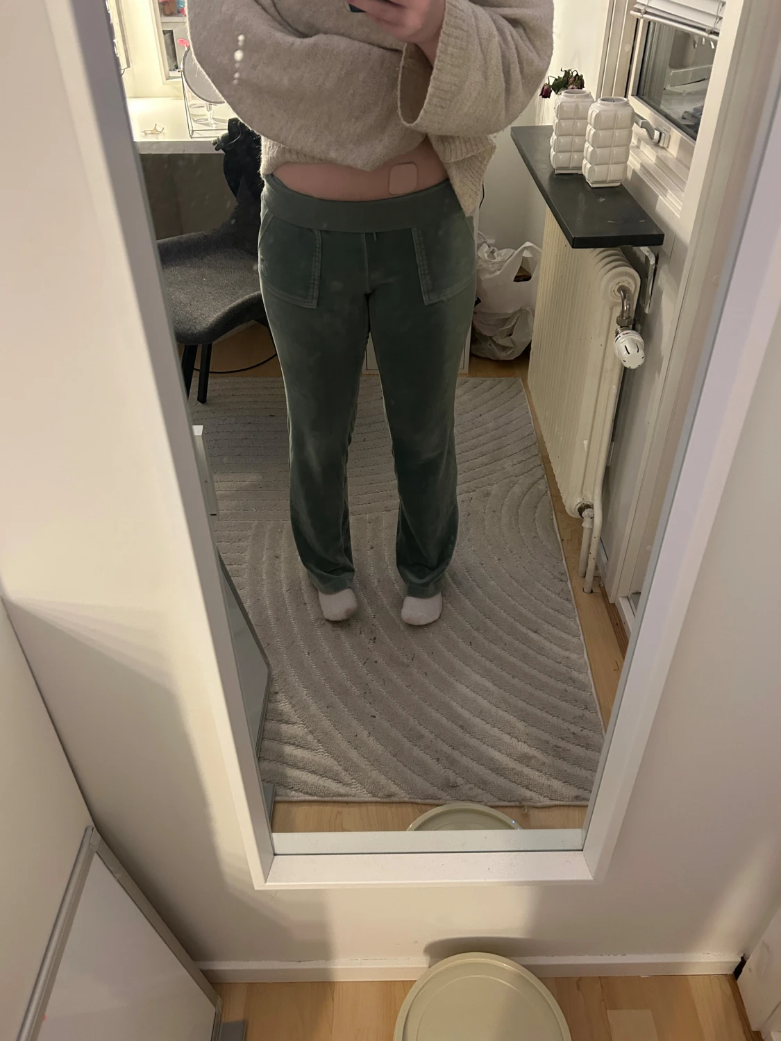 Gröna mjukisbyxor med snörning