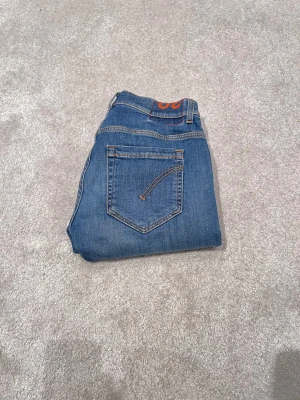 Dondup George  - Blåa Dondup George i storlek 30 hör av dig via dm vid fungeringar🤗