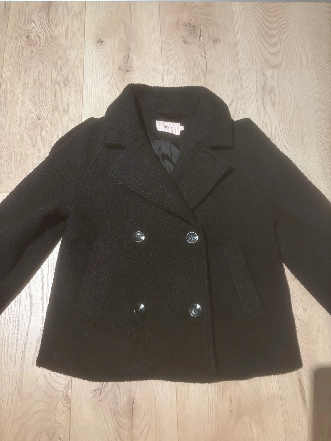 Svart teddyjacka/kappa från Nelly - 1