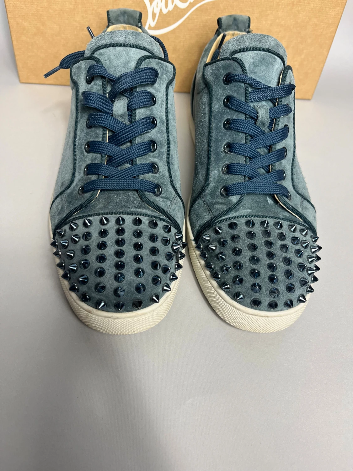 Blå Christian Louboutin sneakers med nitar - 1
