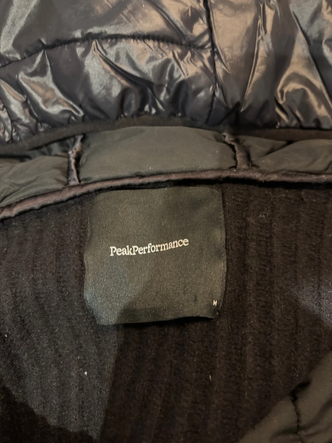 Svart hybridjacka Peak Performance M - 2