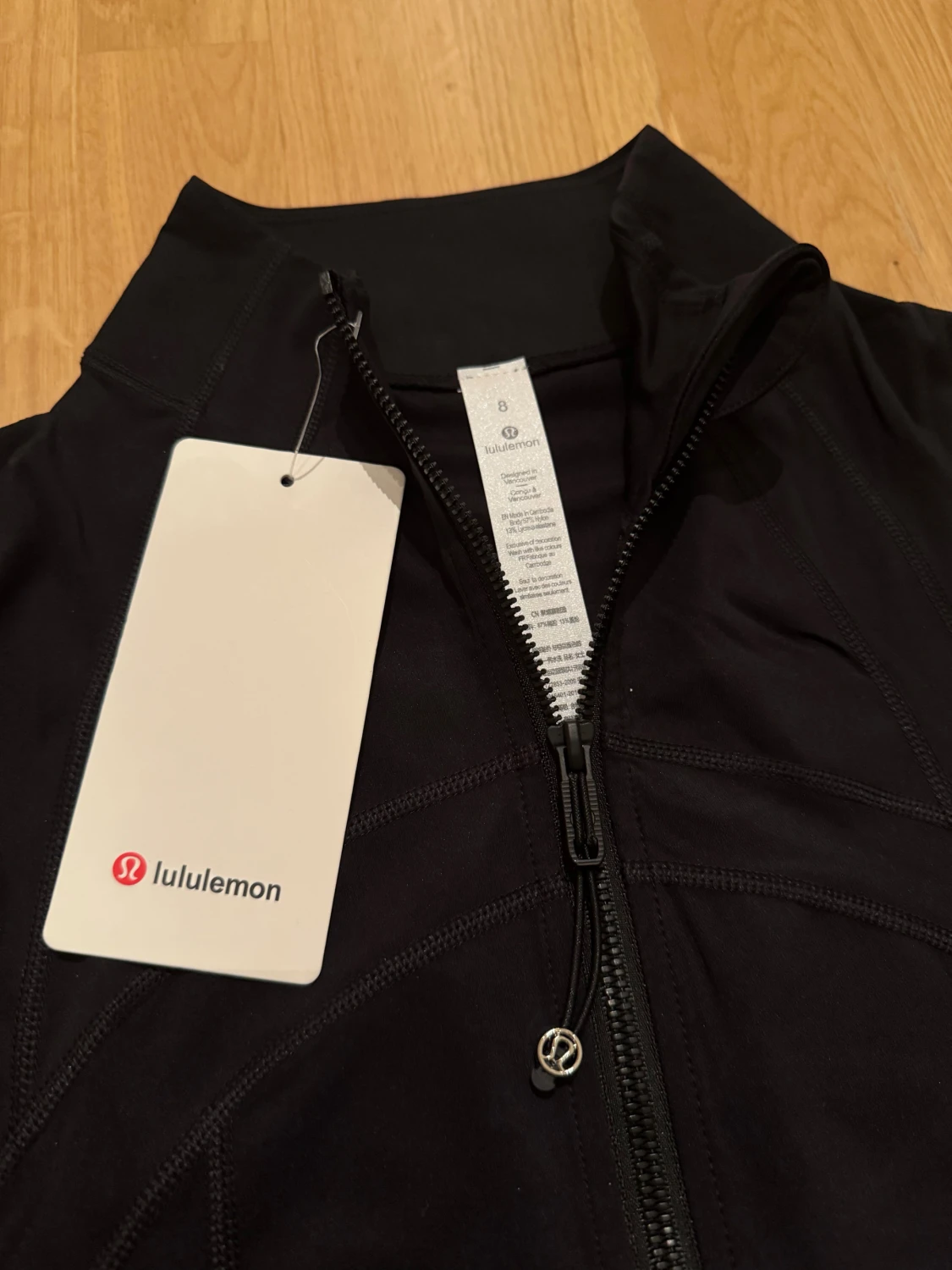 Svart Define träningsjacka från Lululemon - 1