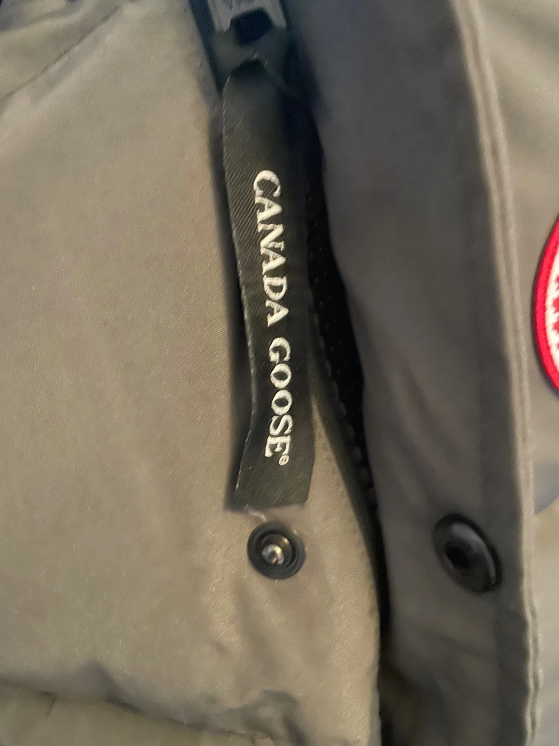Canada Goose vest - 5