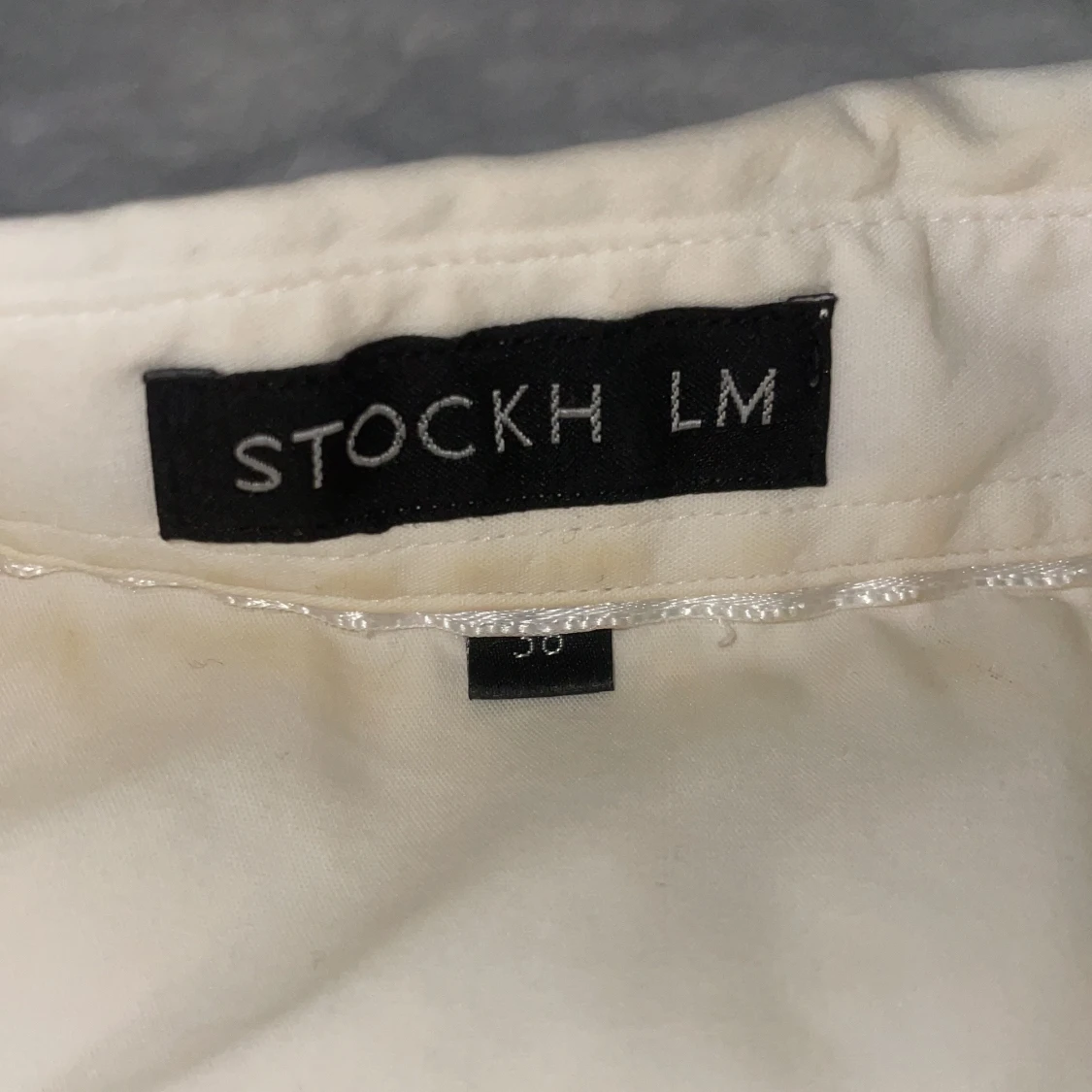 Vit skjorta från Stockh LM, strl 38 - 2