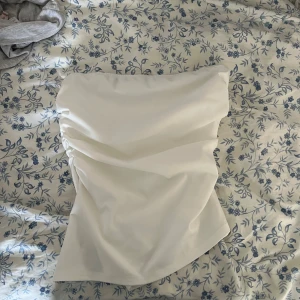 Tubtopp - Bra skick! Slits på ena sidan