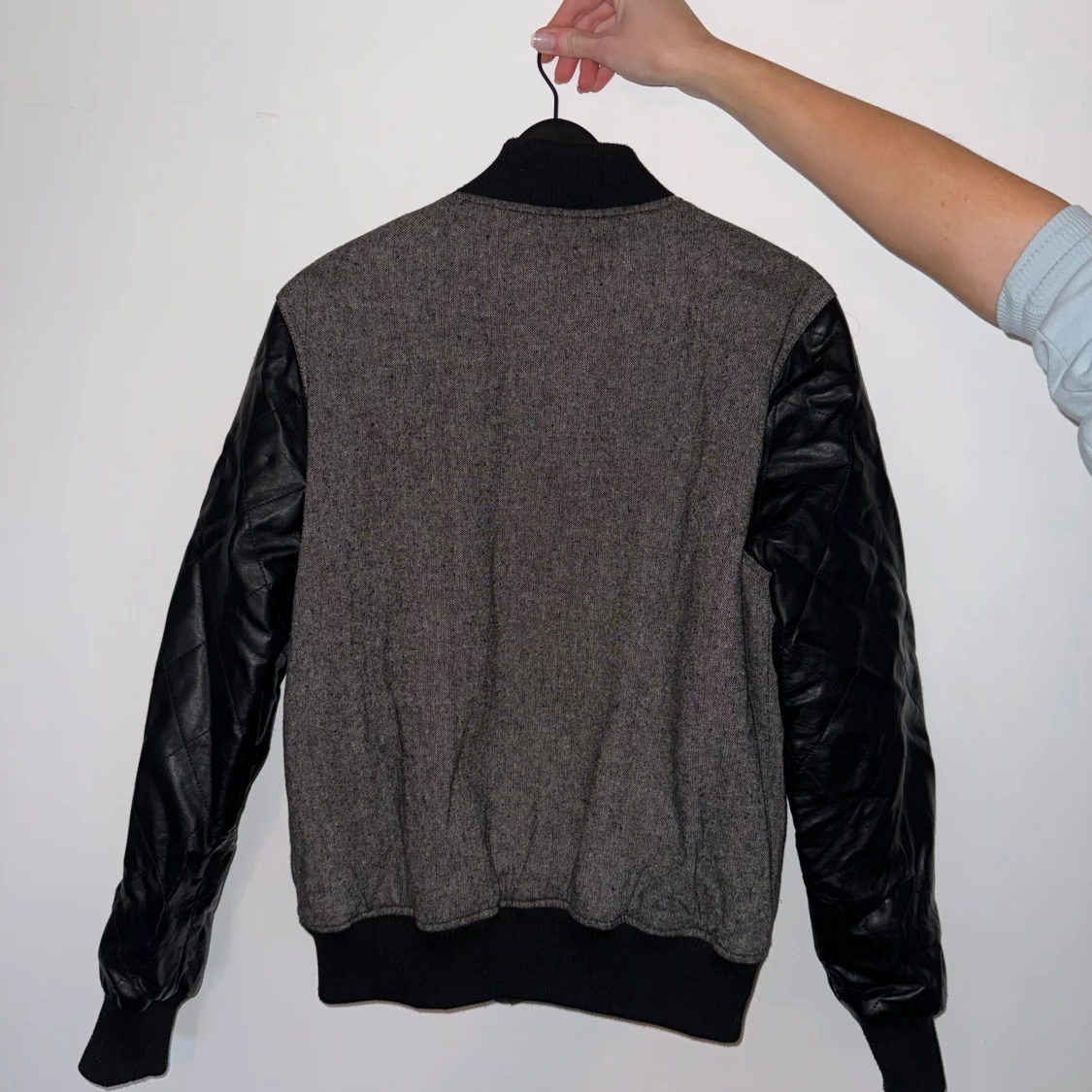 Grå bomberjacka från Brave Soul - 1