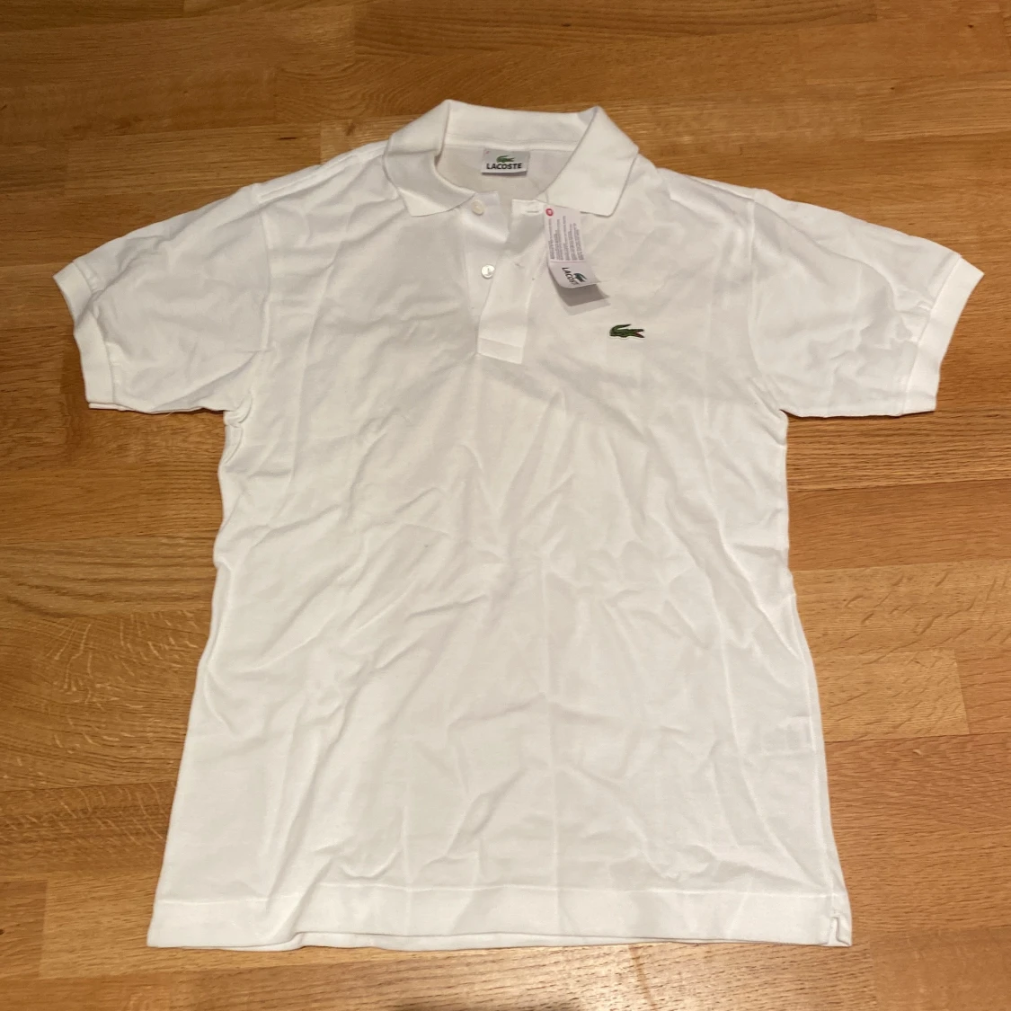 Lacoste - Original Vit pikétröja - Ny