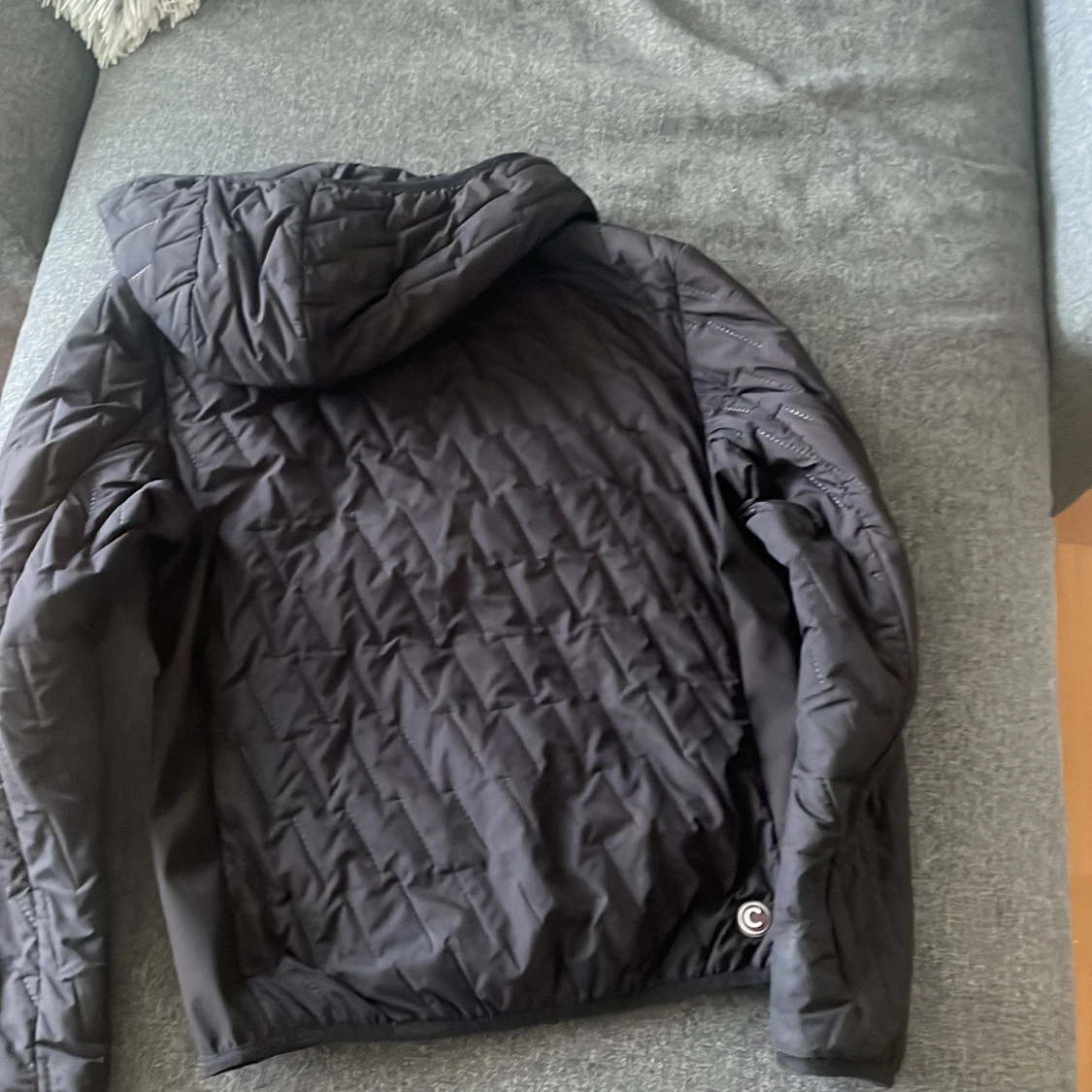 Svart quiltad jacka från colmar - 1