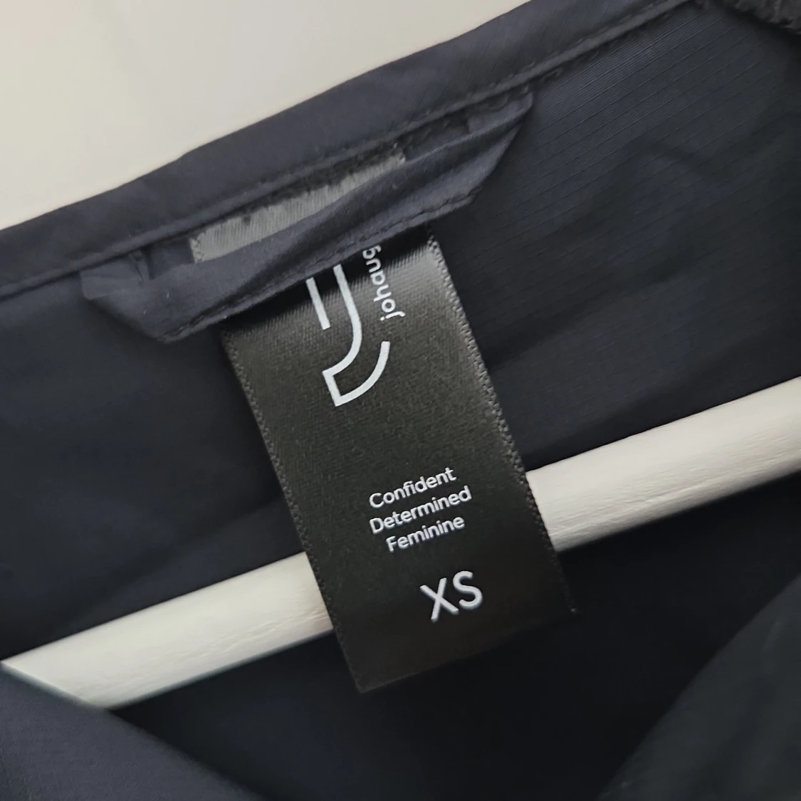 Svart vindjacka från Johaug XS - 1