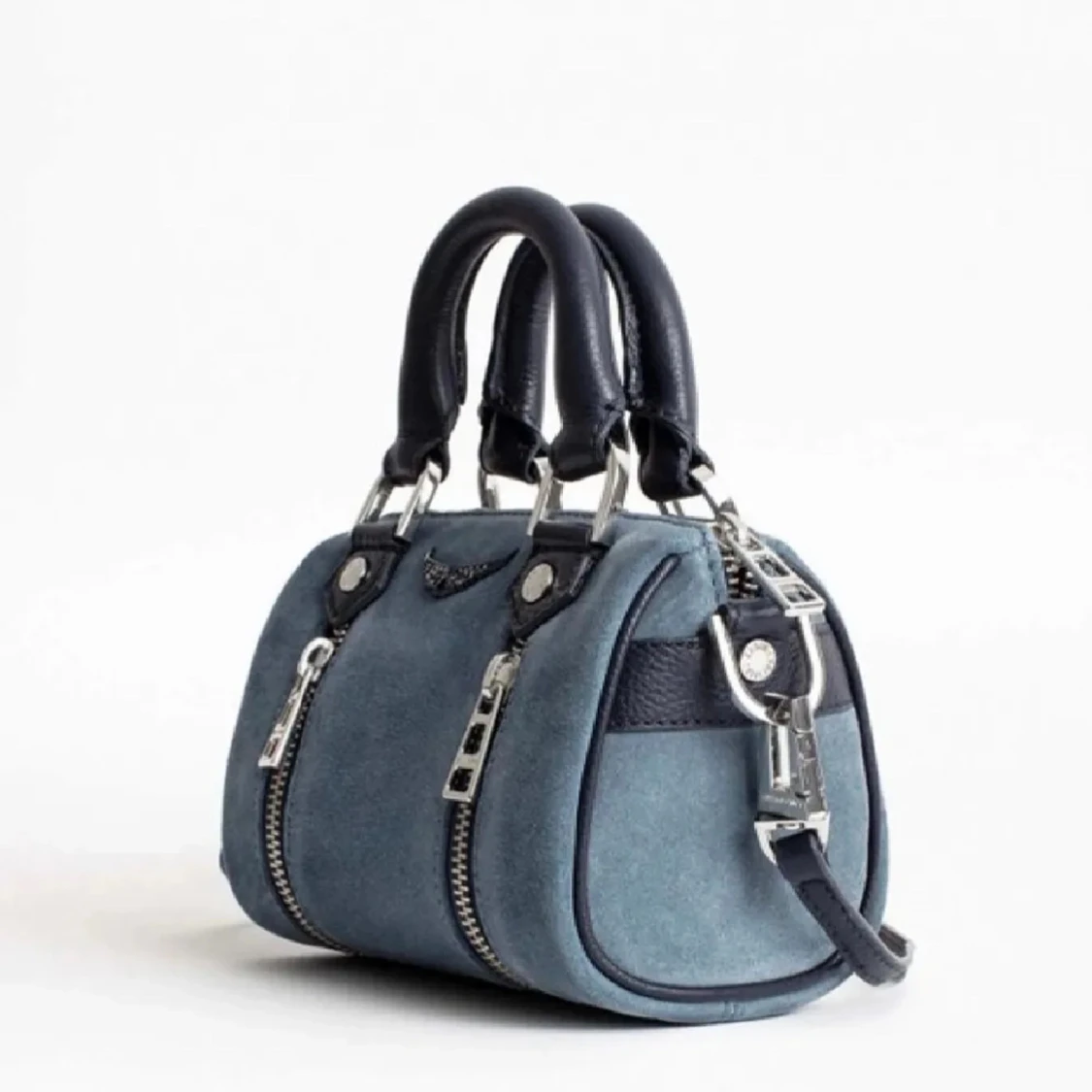 Blå mocka handväska från Zadig & Voltaire