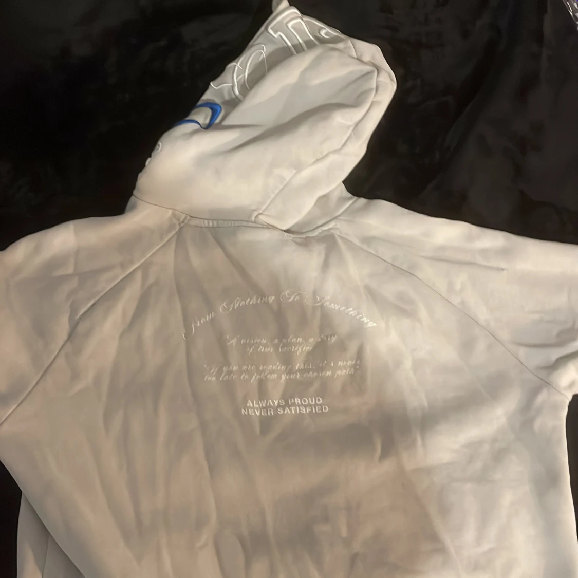 Grå hoodie från Hoodrich med tryck - 2