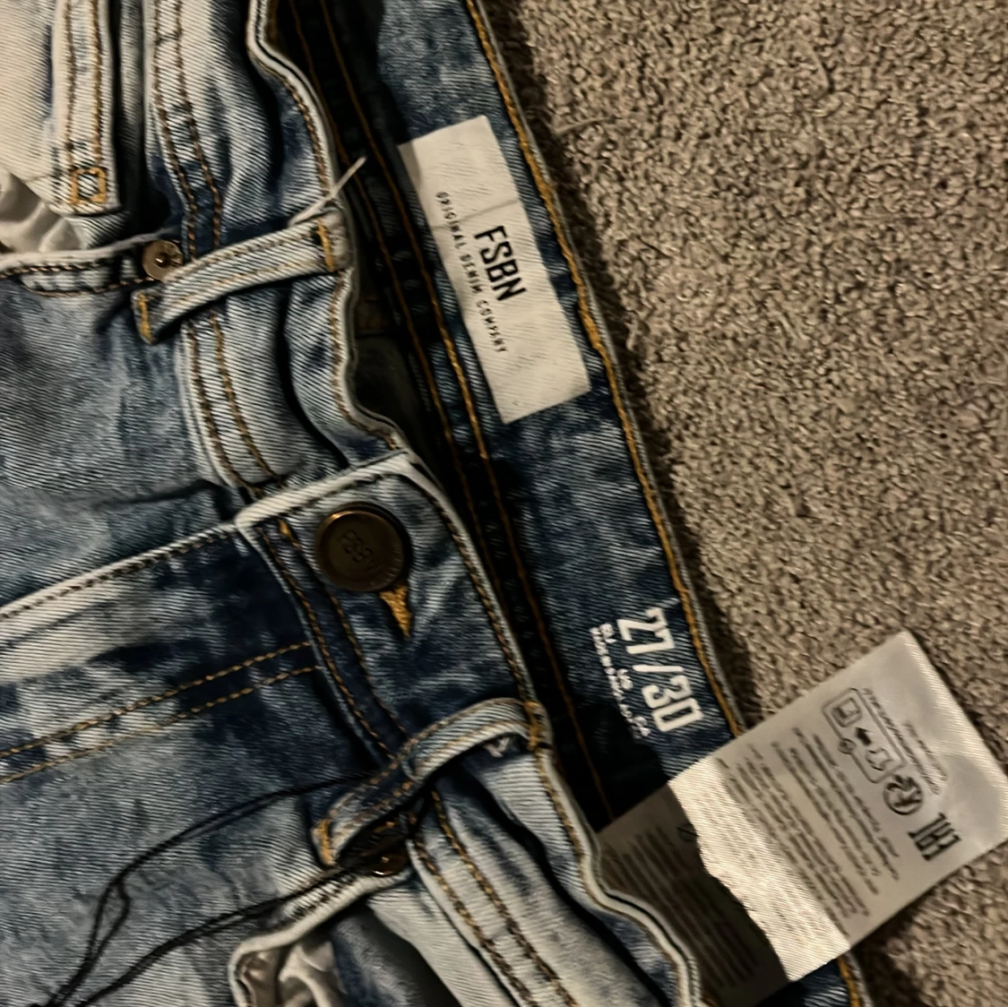 Byxor från FSBN storlek 27/30  - 2