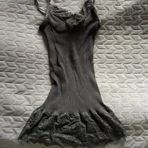 Svart linne från Rosemunde - Linne från rosemunde💗