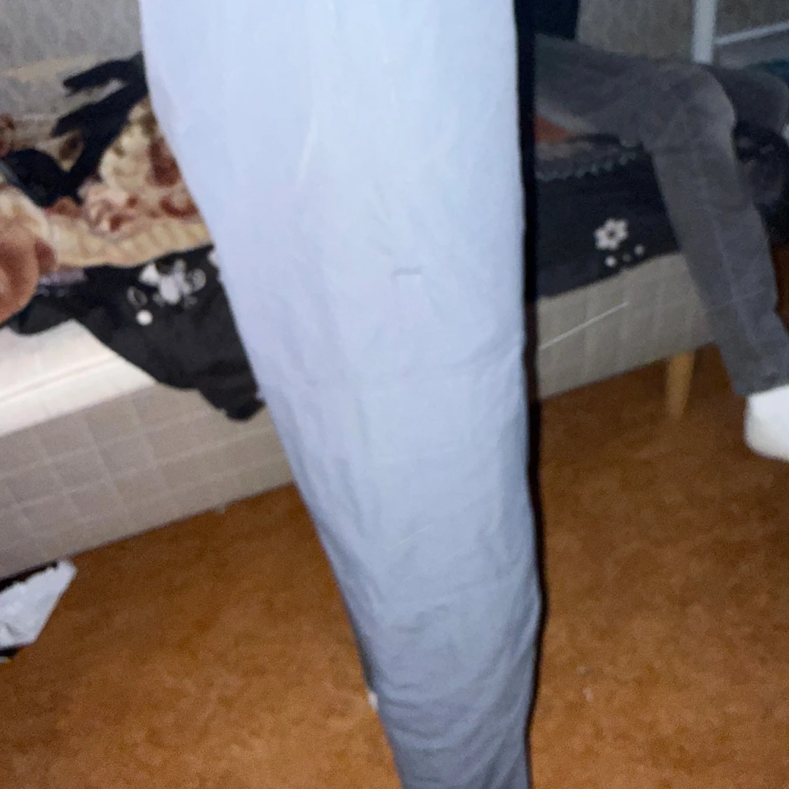 Grå cargobyxor från McKenzie - 1