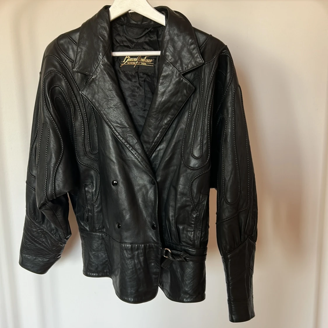 Svart skinnjacka från Brant Montana