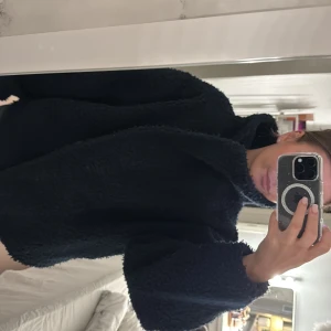 Kappa/jacka från Gina 🩷 - Super söt fluffig ”Teddy” jacka från Gina🩷