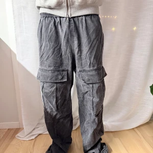 Acne Studios Cargo Pants - Acne Studios Cargo Pants storlek M/L baggy fit