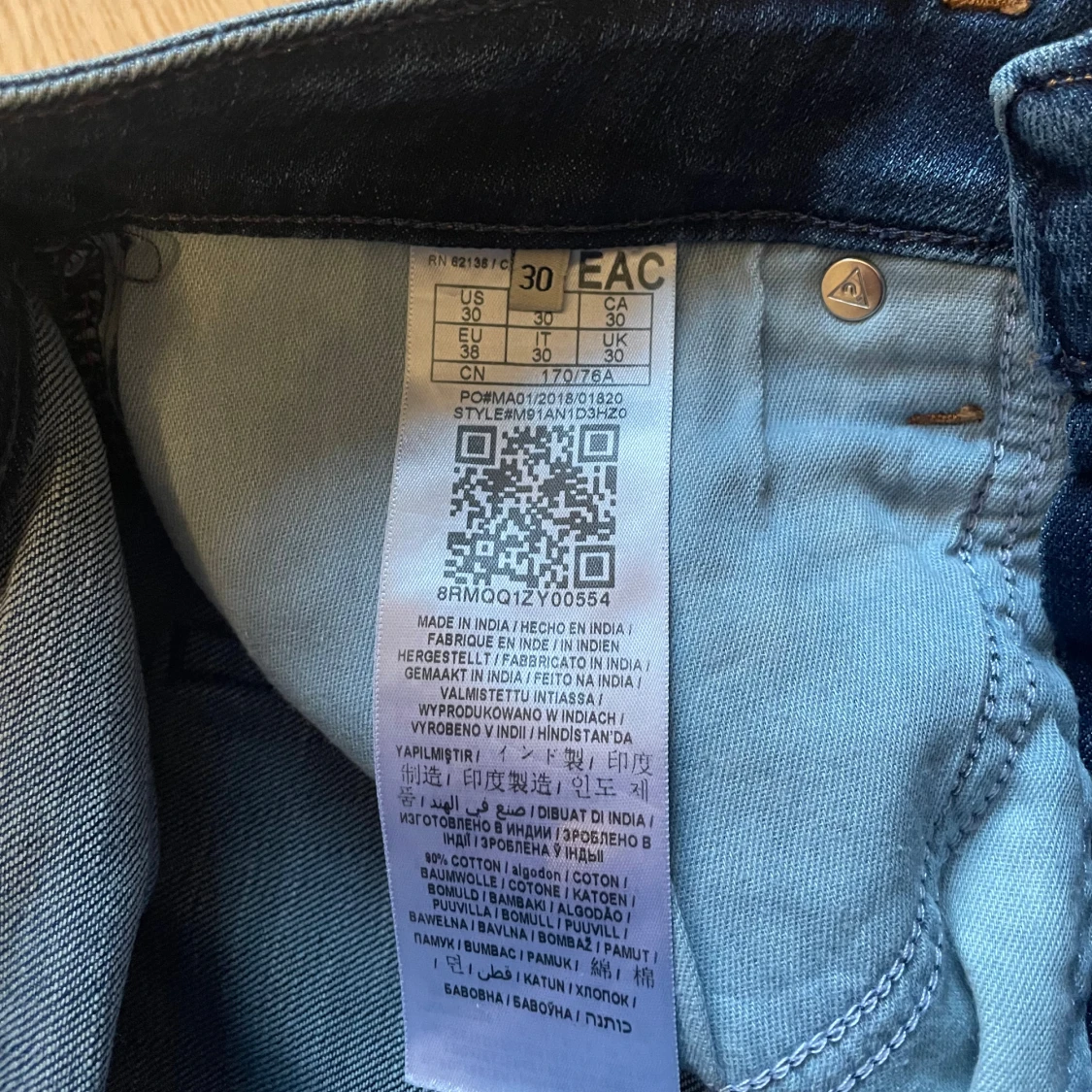 Mörkblå Guess Miami jeans W30 L32 - 4