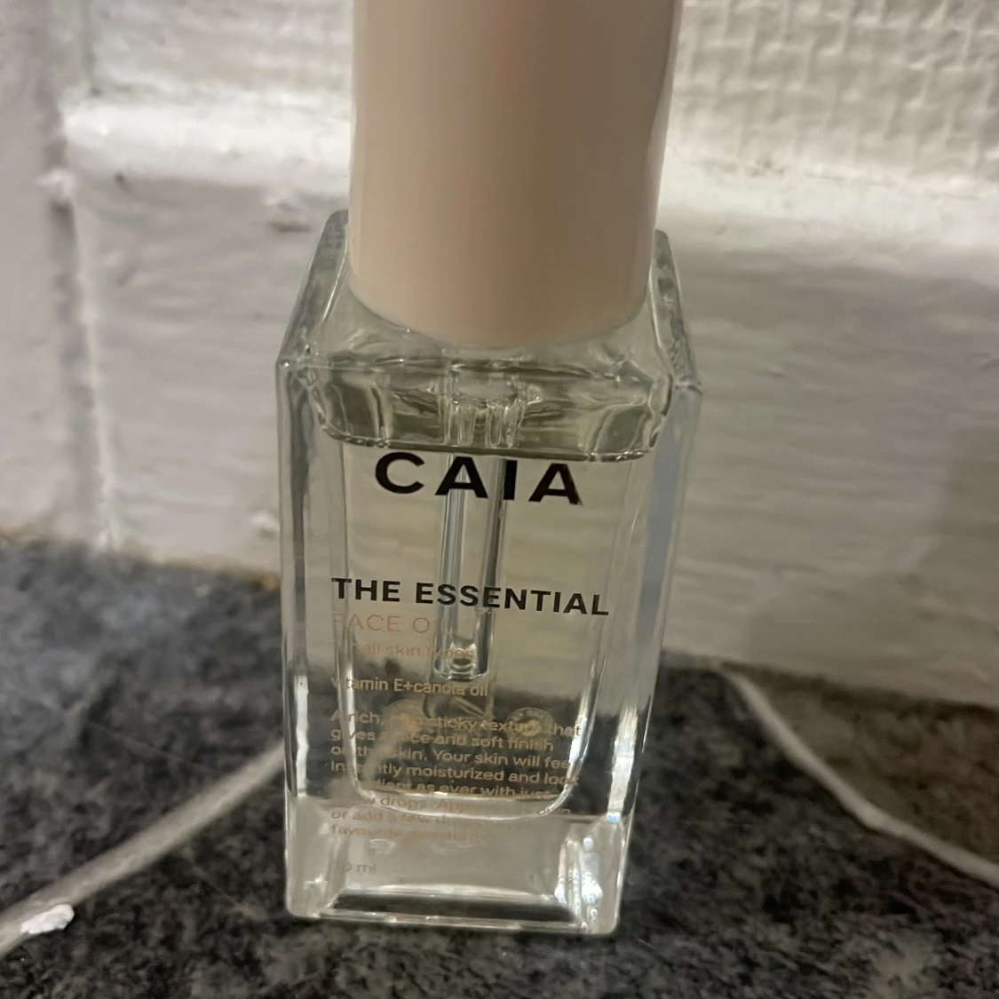 CAIA The Essential Face Oil