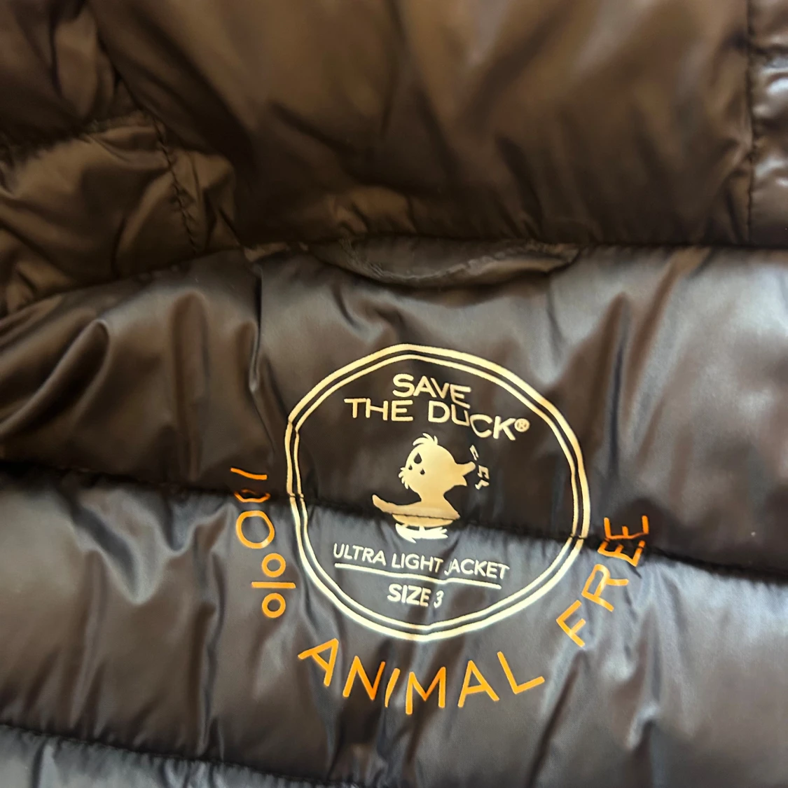 Mörkblå pufferjacka från Save The Duck - 2