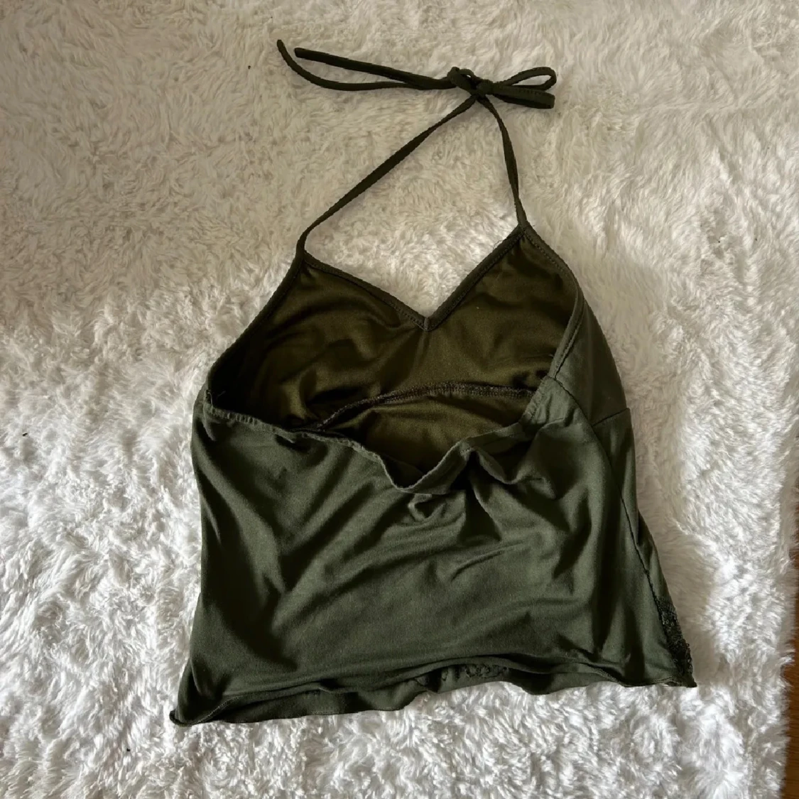 Olivgrön topp med paljetter  - 2