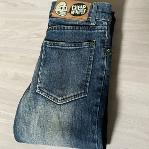 Cheap Monday jeans  - Säljer ett par slim Cheap Monday jeans i storlek W24 L34. De är i fint skick.