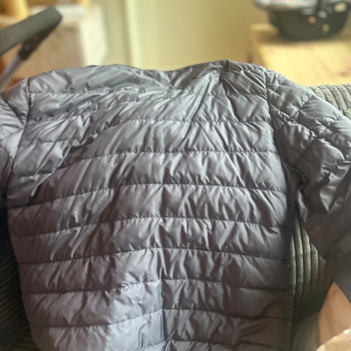 Gråblå dunjacka från Uniqlo XXS - 1