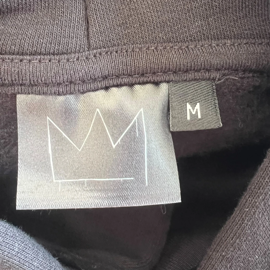 Svart Hov1 hoodie Vi Dansar Vidare - 3