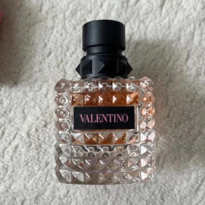 Valentino perfume - Perfume 